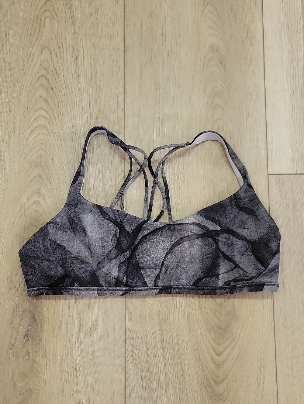 lululemon athletica Black & Gray Marble-Print Strappy Sports Bra